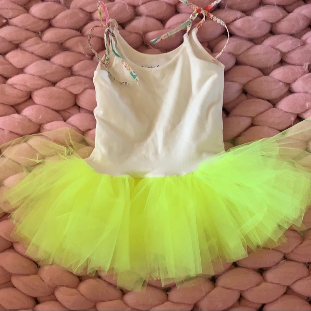 Annie castle tutu 12 m NEW!!